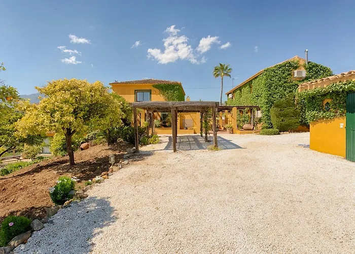 Hanami Cumbres Borrascosas Estepona