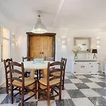 Hanami Cumbres Borrascosas Estepona